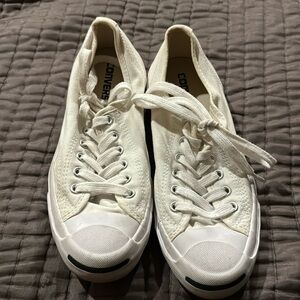Converse Jack Purcell low top. Men’s 5, woman 6.5.